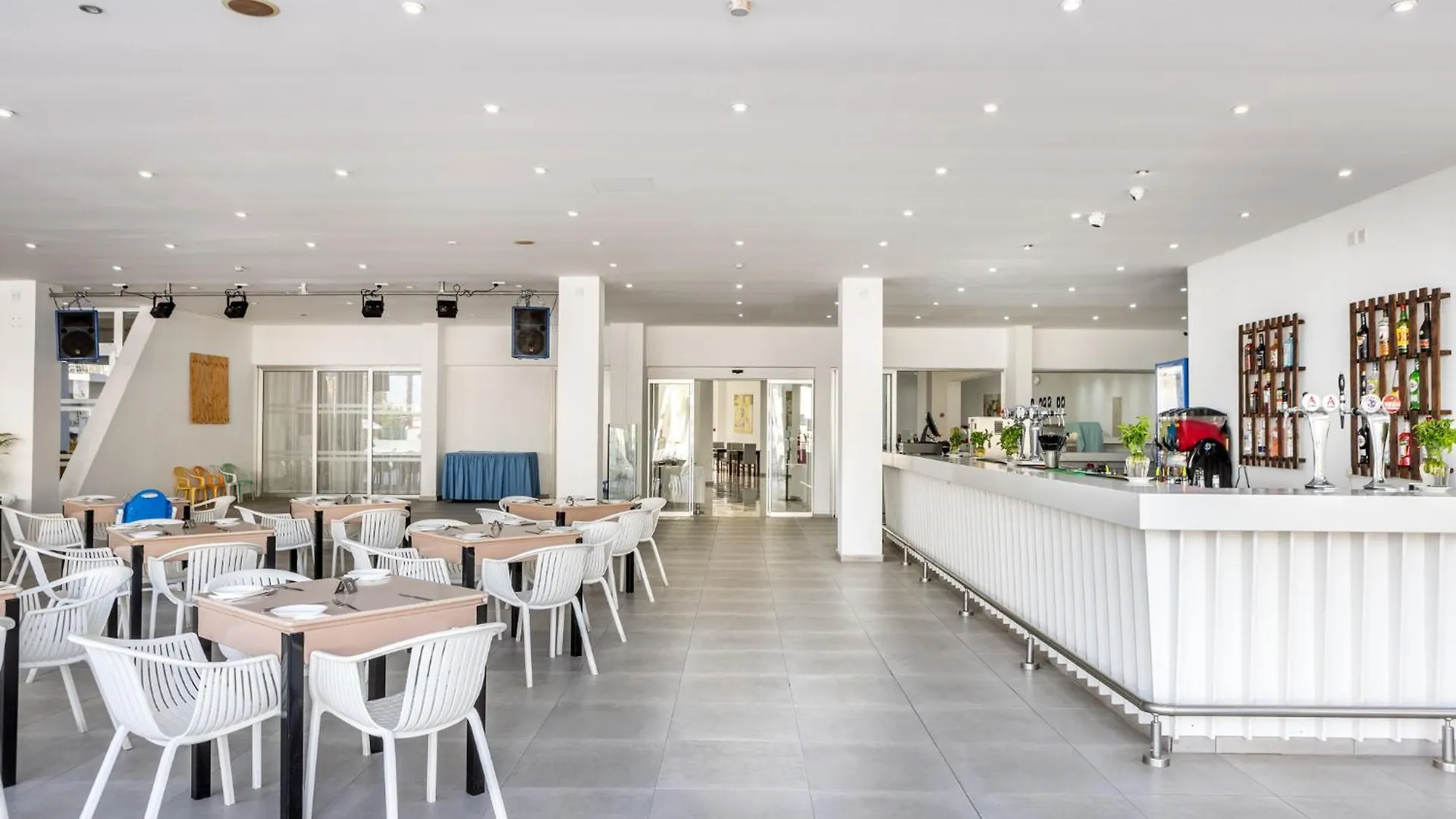 Papantonia Hotel Protaras 3*,