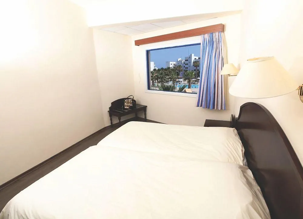 Papantonia Hotel Protaras 3*,